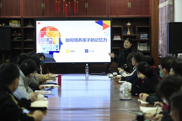 精彩瞬间  幻灯片.jpg